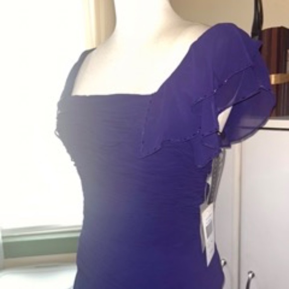 Plus-Sized Dark Purple Ruffled Maxi Dress - Picture 4 of 4